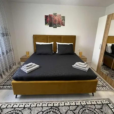 House July By Guide Villa
